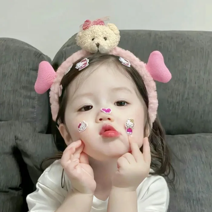 Khám phá kho ảnh avatar em bé cute khiến tim tan chảy
