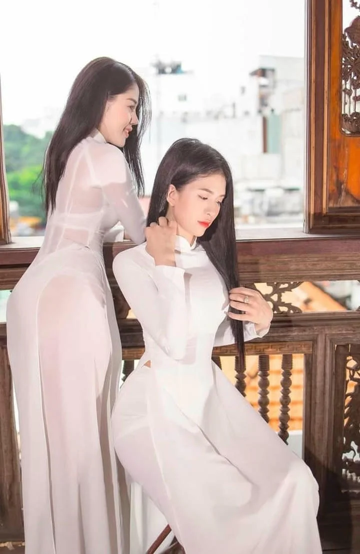 Hình sex áo dài xẻ cao táo bạo nhất