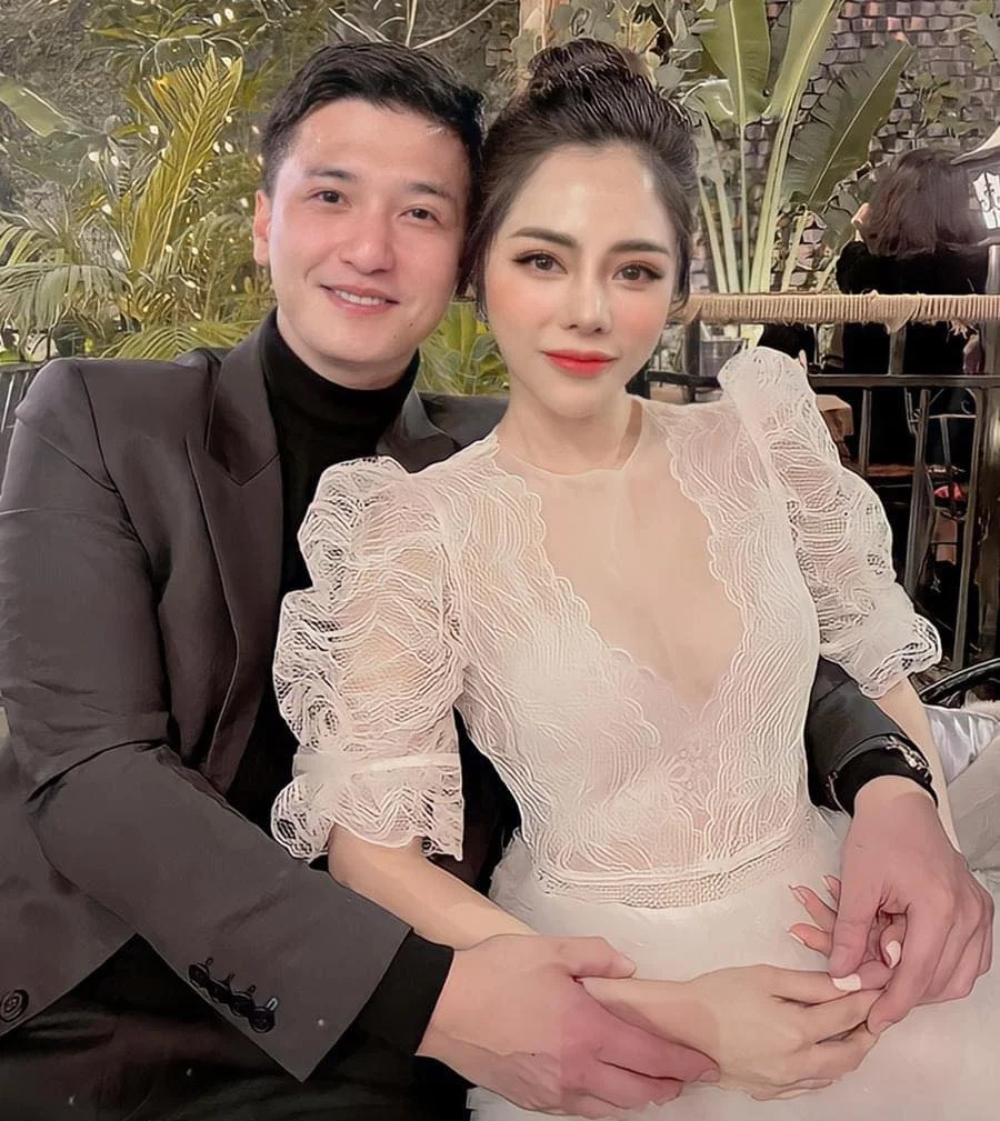 Huỳnh Anh chính thức kết hôn với bạn gái hơn 6 tuổi