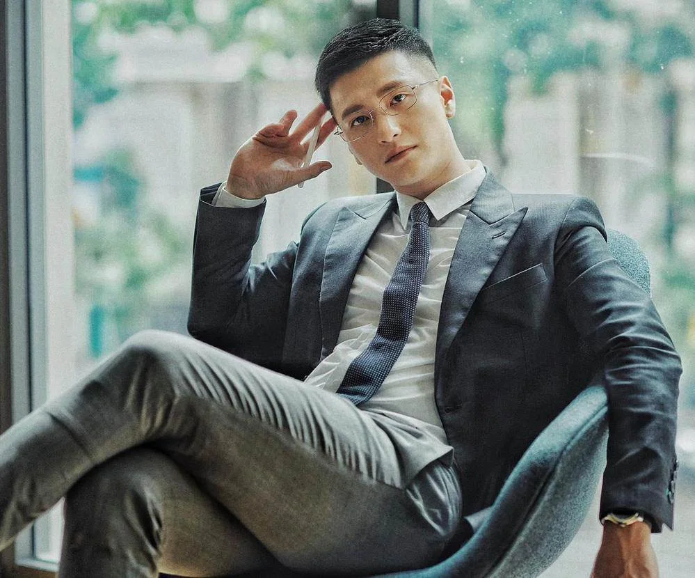 6 scandal ầm ĩ của Huỳnh Anh: Bị tố quỵt tiền, kì kèo bồi thường, đạo diễn chửi mất dạy