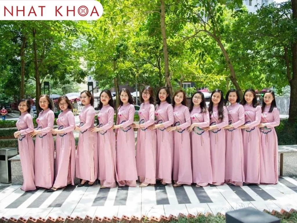 Top Mẫu Áo Dài Đồng Phục Cho Giáo Viên Đẹp Nhất 2025