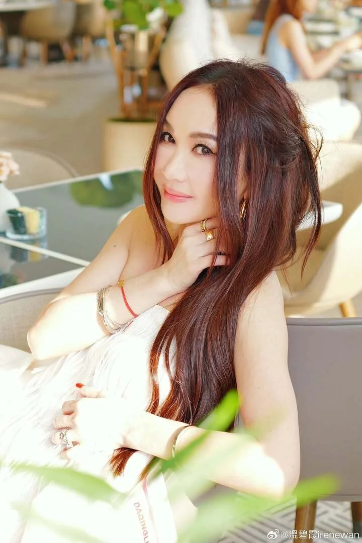 Ôn Bích Hà - từ cô gái nghèo đến 'Bông hồng lửa' khuynh đảo màn ảnh Hoa ngữ