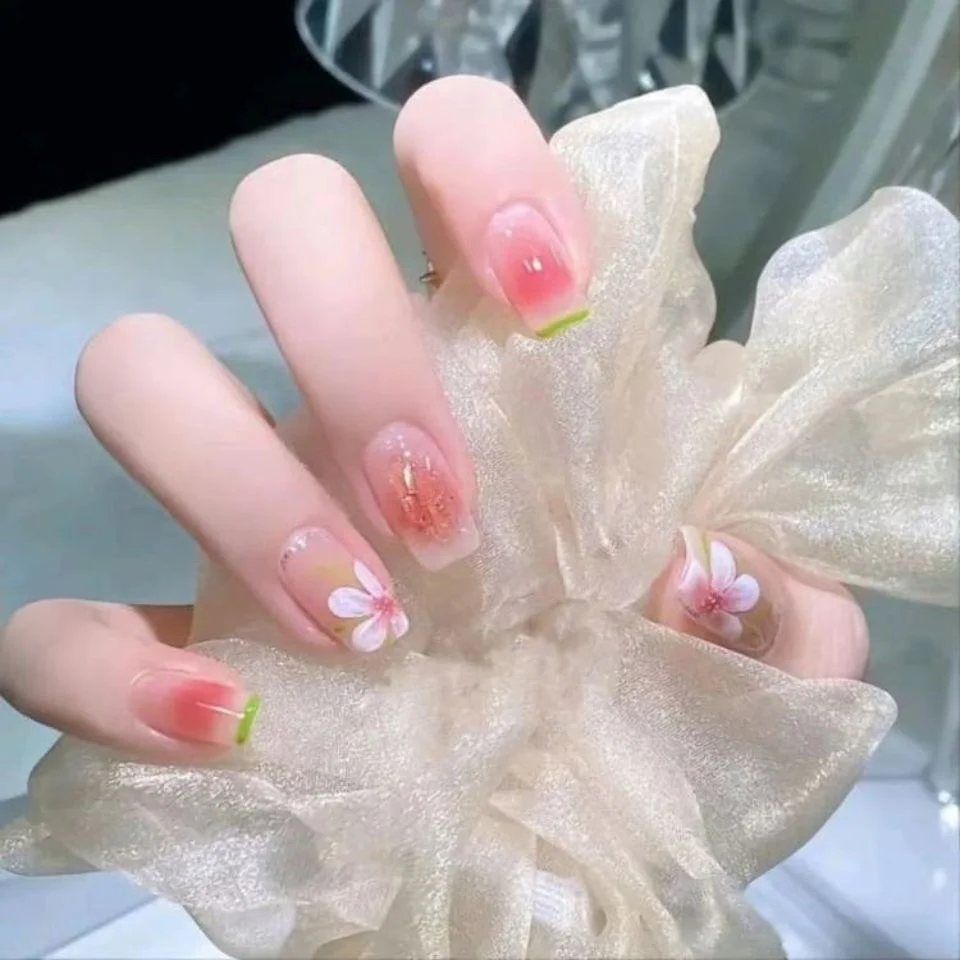 Cách chăm sóc nail màu thạch hồng đẹp lâu