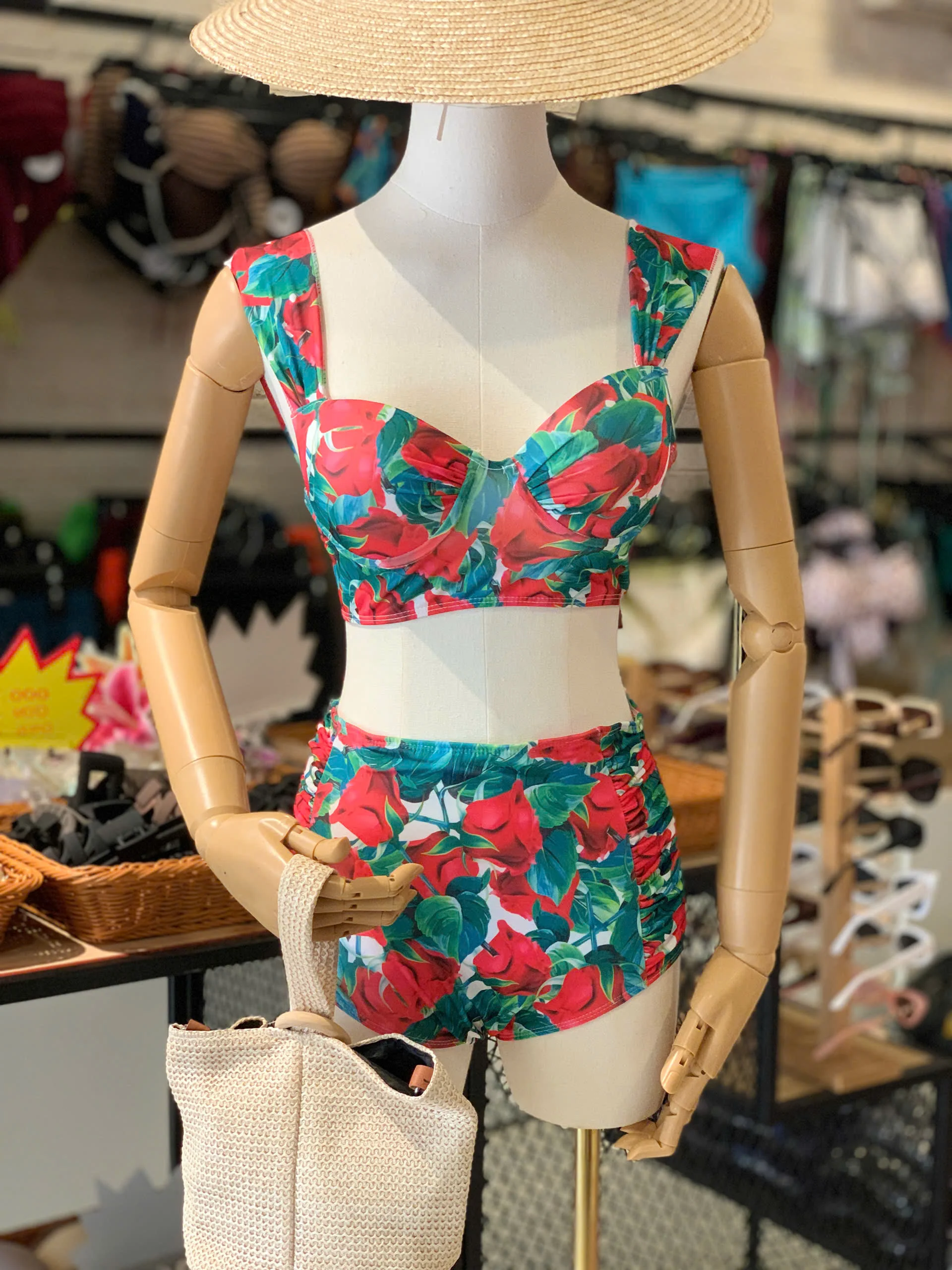 Bikini 2 mảnh cạp cao hoa xinh | Dứa Bikini & Sportwear